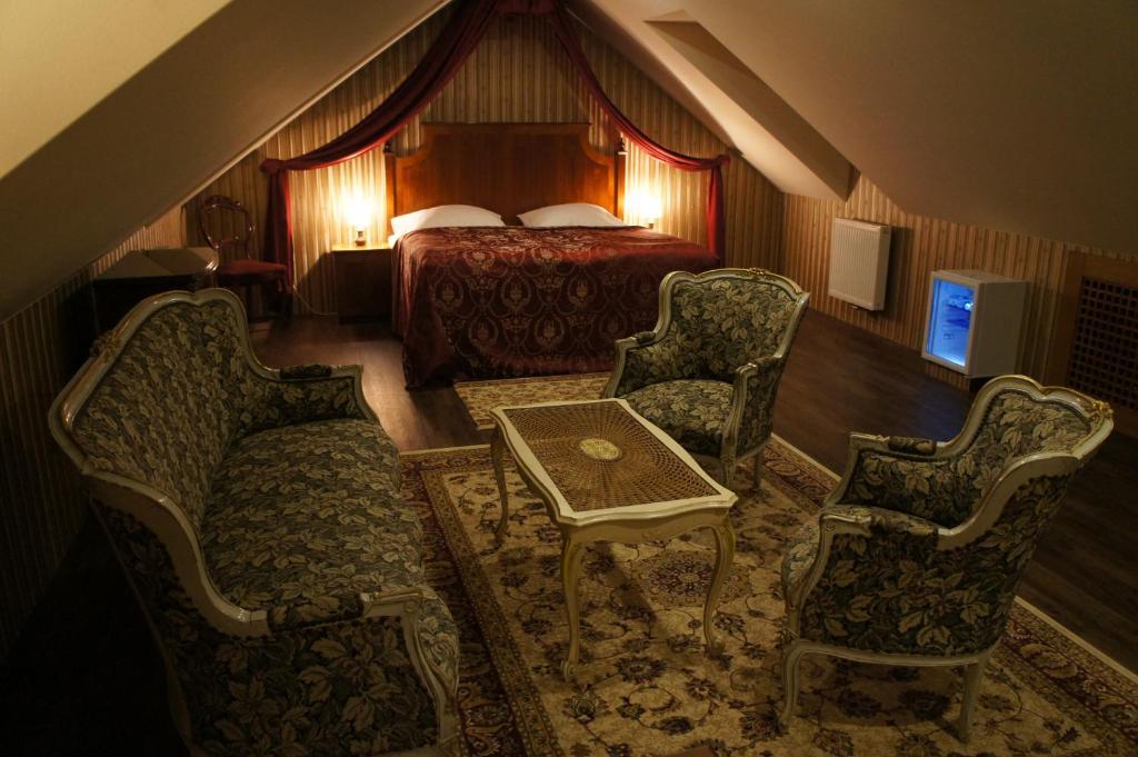 Hotel Princess Lednice Bagian luar foto